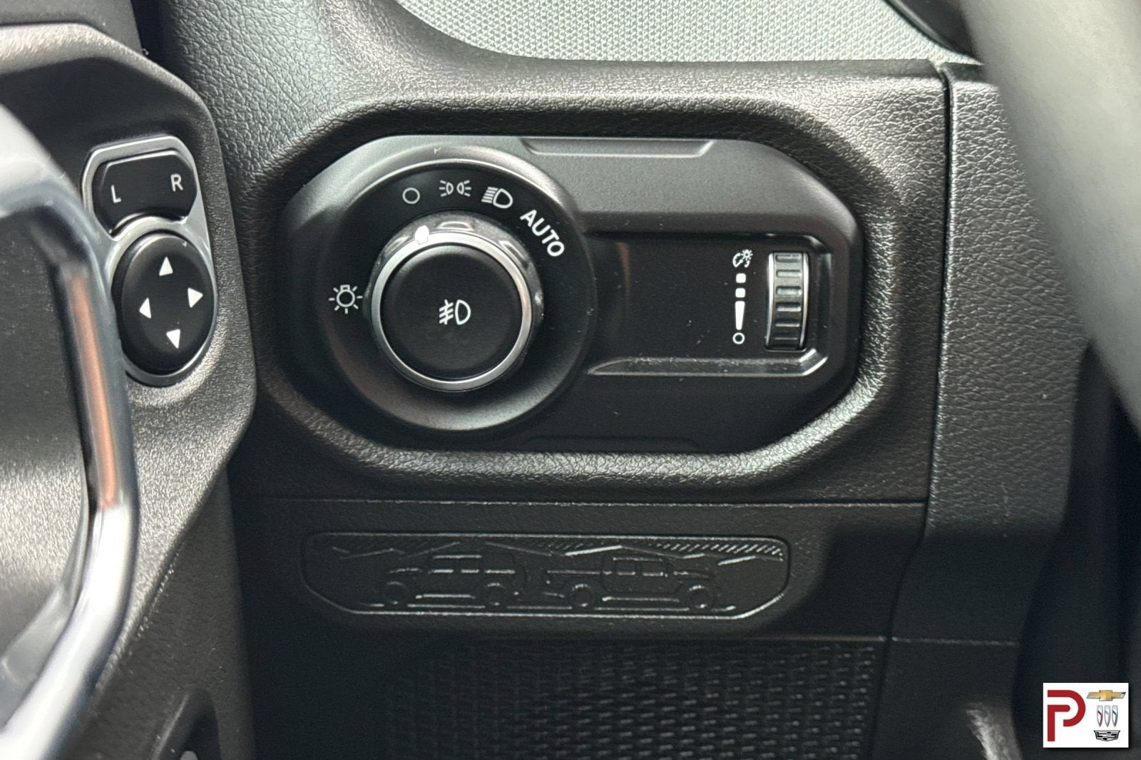 2025 Jeep Wrangler 4-Door Willys 4x4