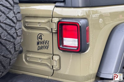 2025 Jeep Wrangler 4-Door Willys 4x4