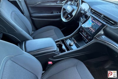 2022 Jeep Grand Cherokee L Laredo