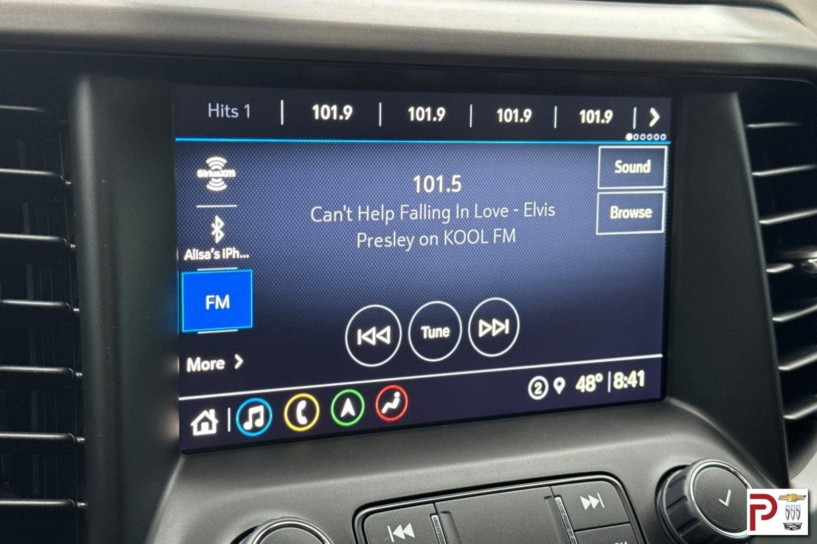 2023 GMC Acadia AT4