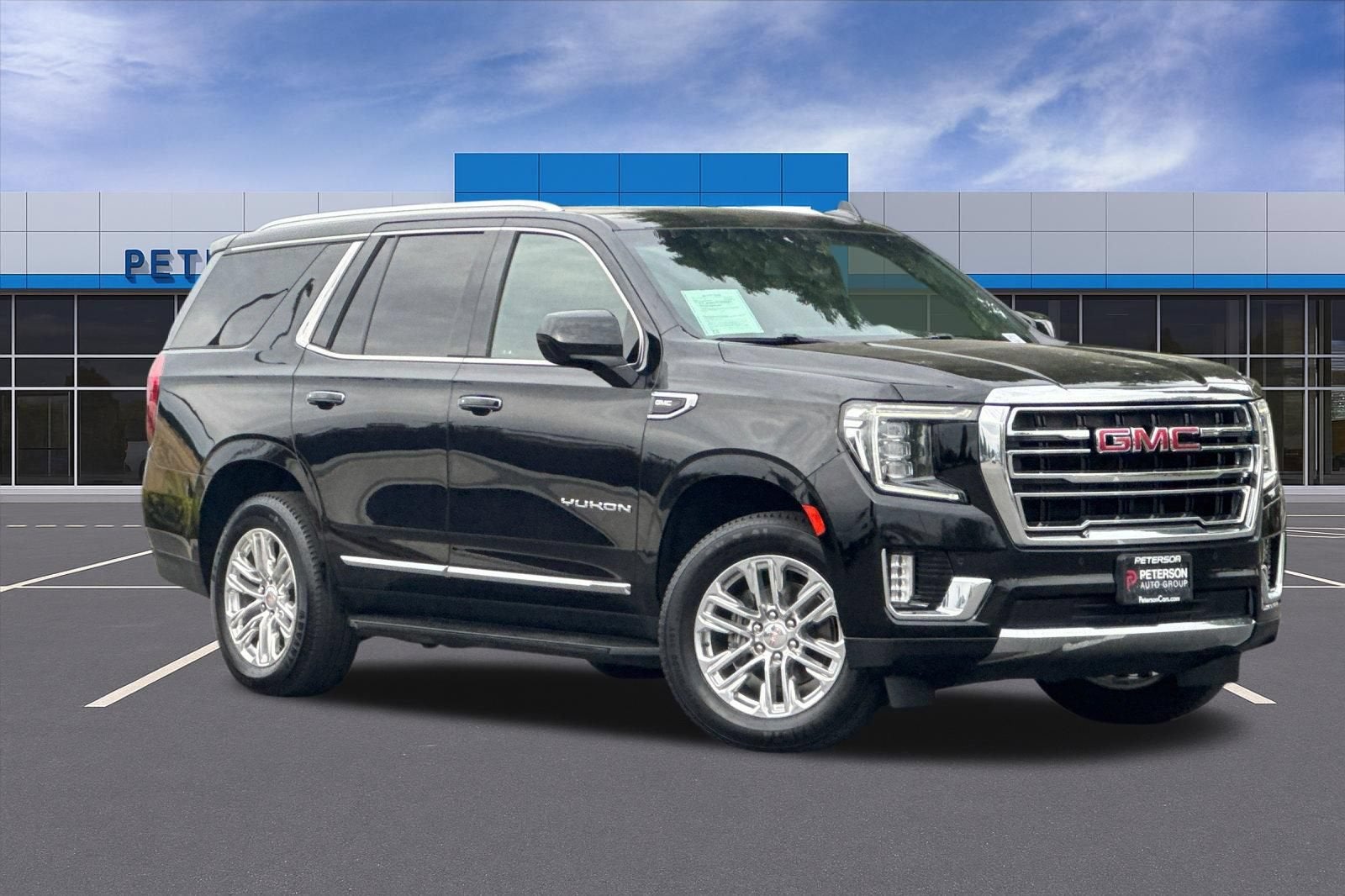 2023 GMC Yukon SLT