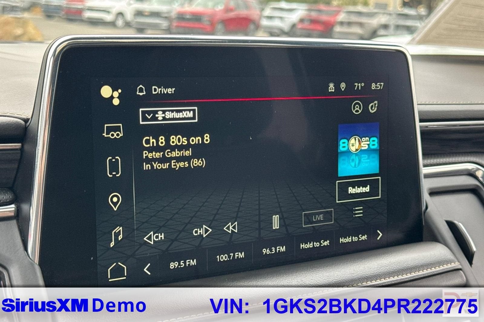 2023 GMC Yukon SLT