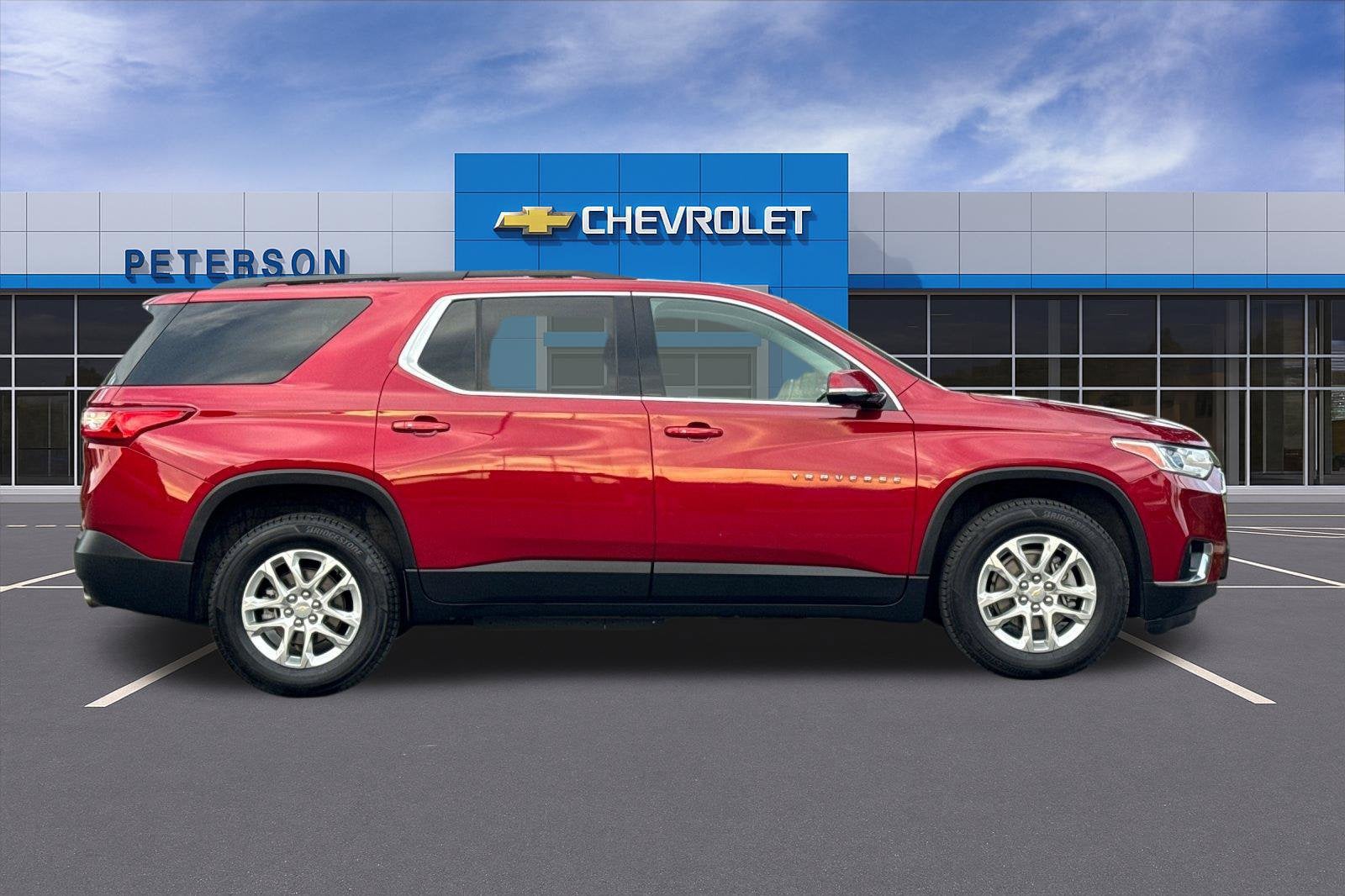 2020 Chevrolet Traverse LT Cloth
