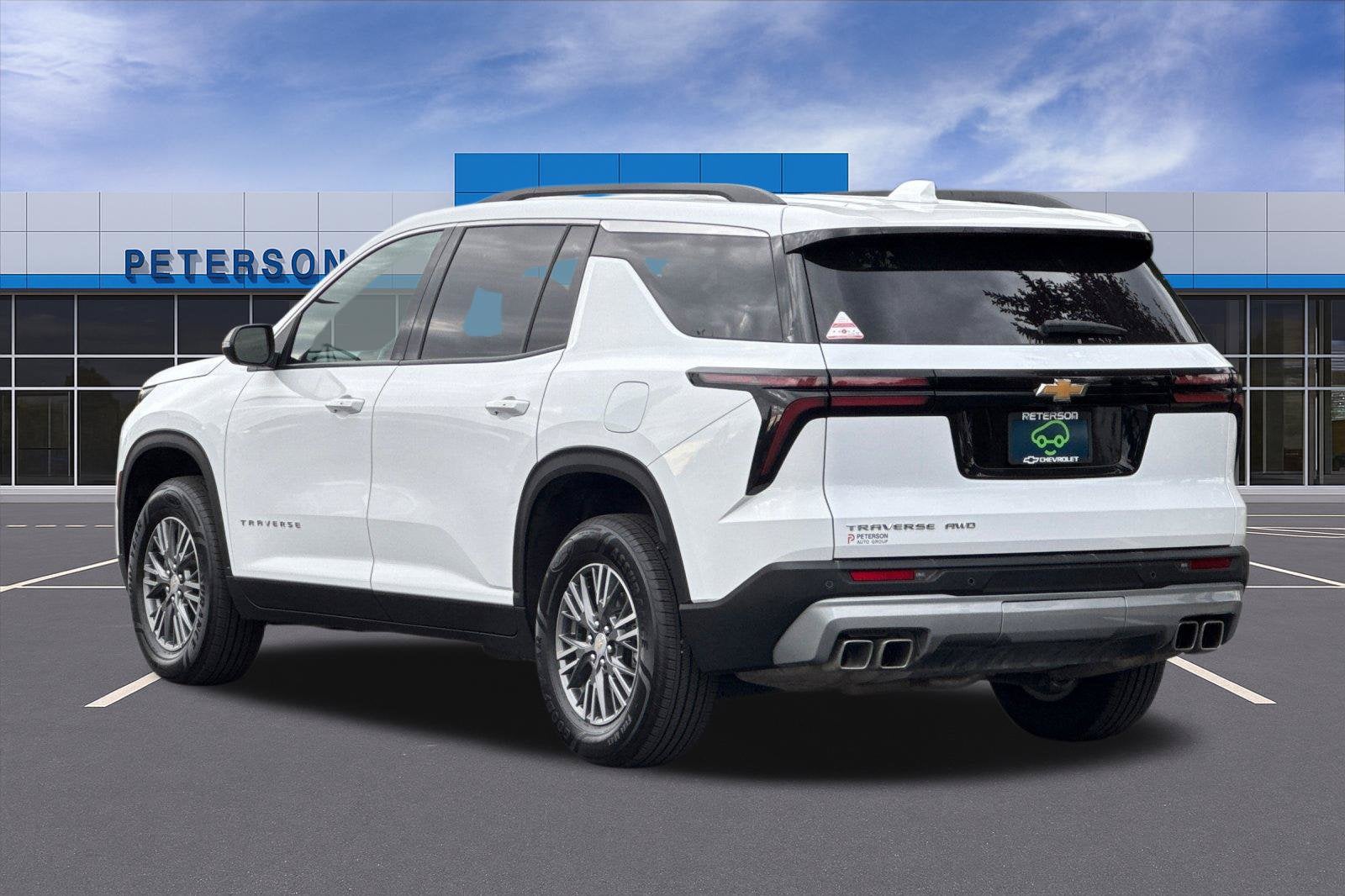 2025 Chevrolet Traverse LT