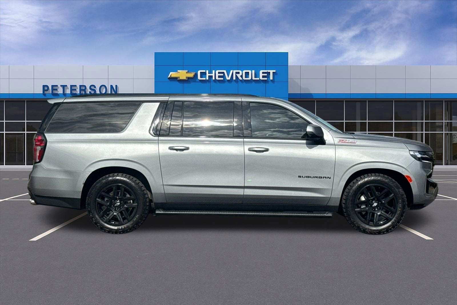 2023 Chevrolet Suburban Z71