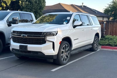 2022 Chevrolet Suburban RST
