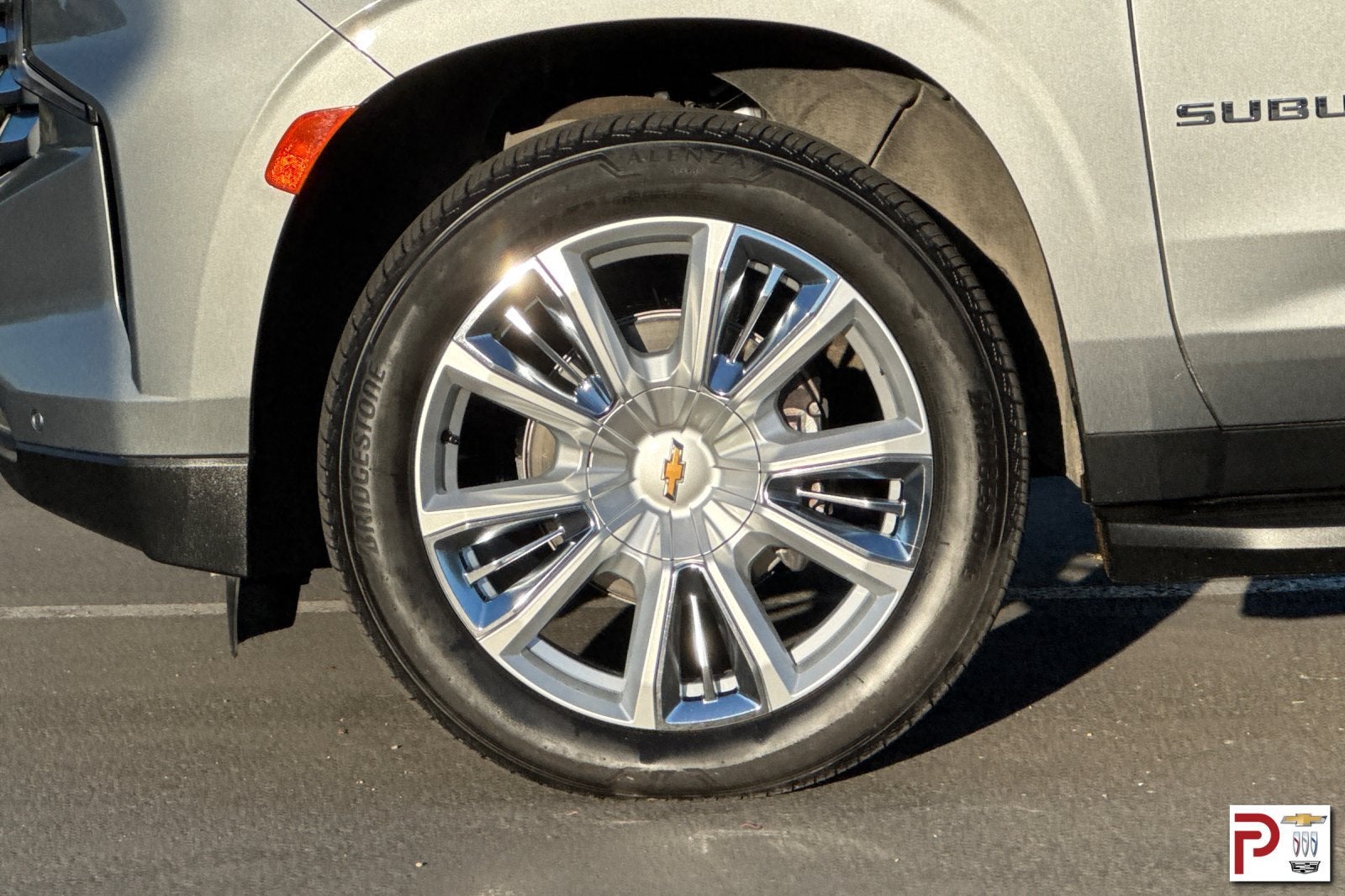 2023 Chevrolet Suburban High Country
