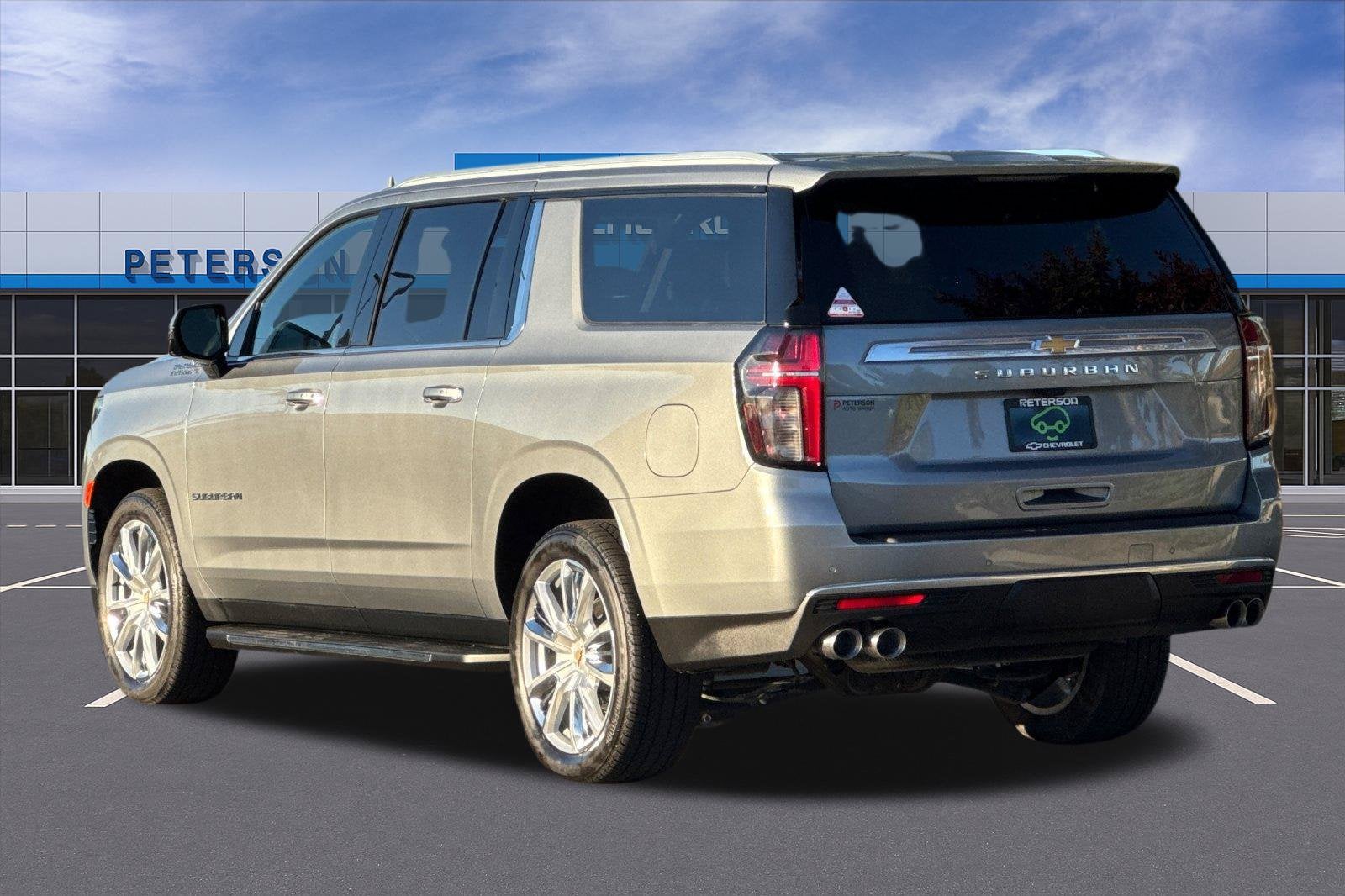 2023 Chevrolet Suburban High Country