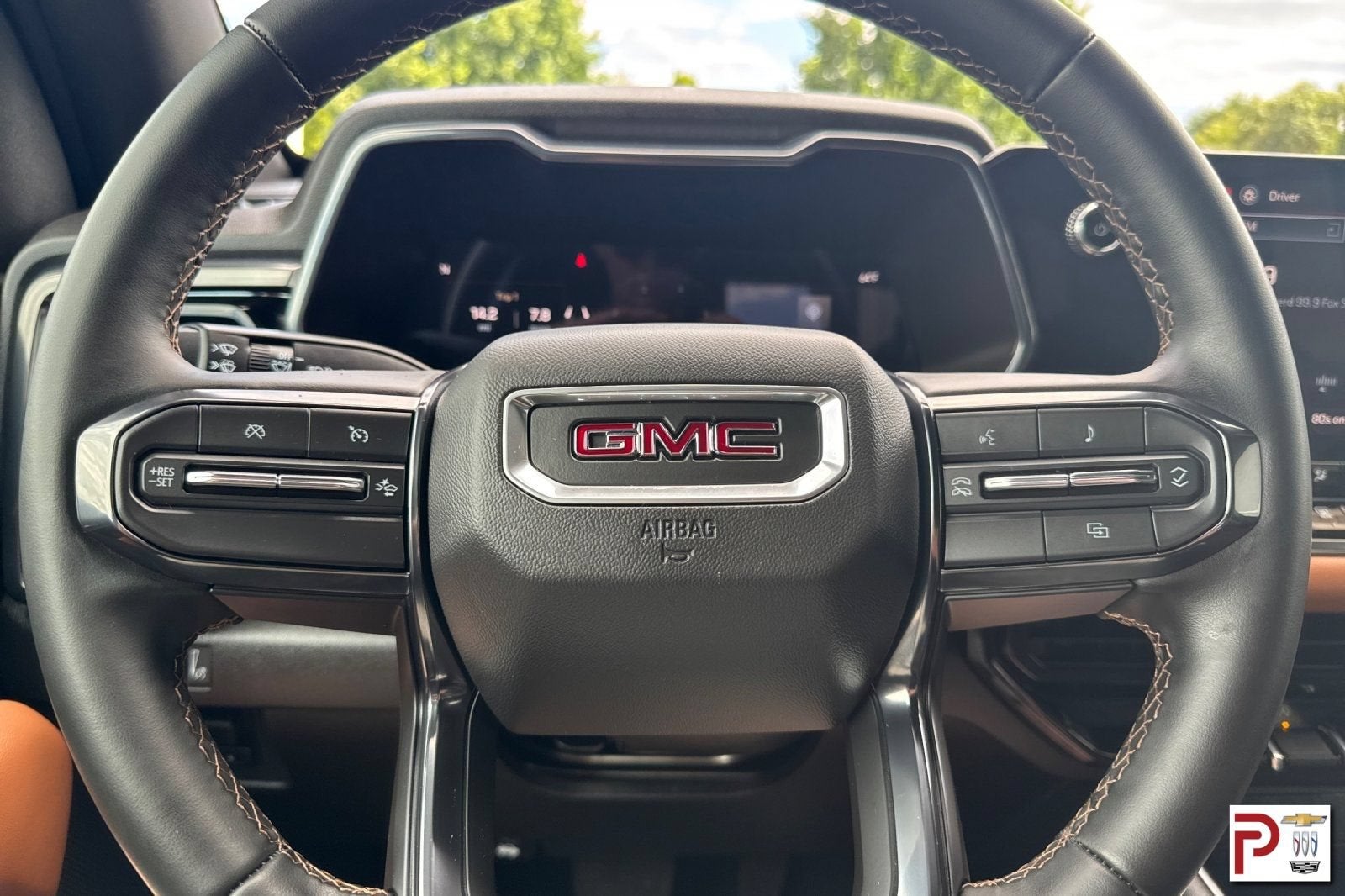 2025 GMC Canyon AT4