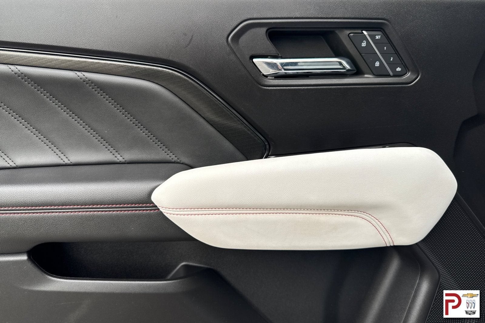 2023 GMC Canyon 4WD AT4X