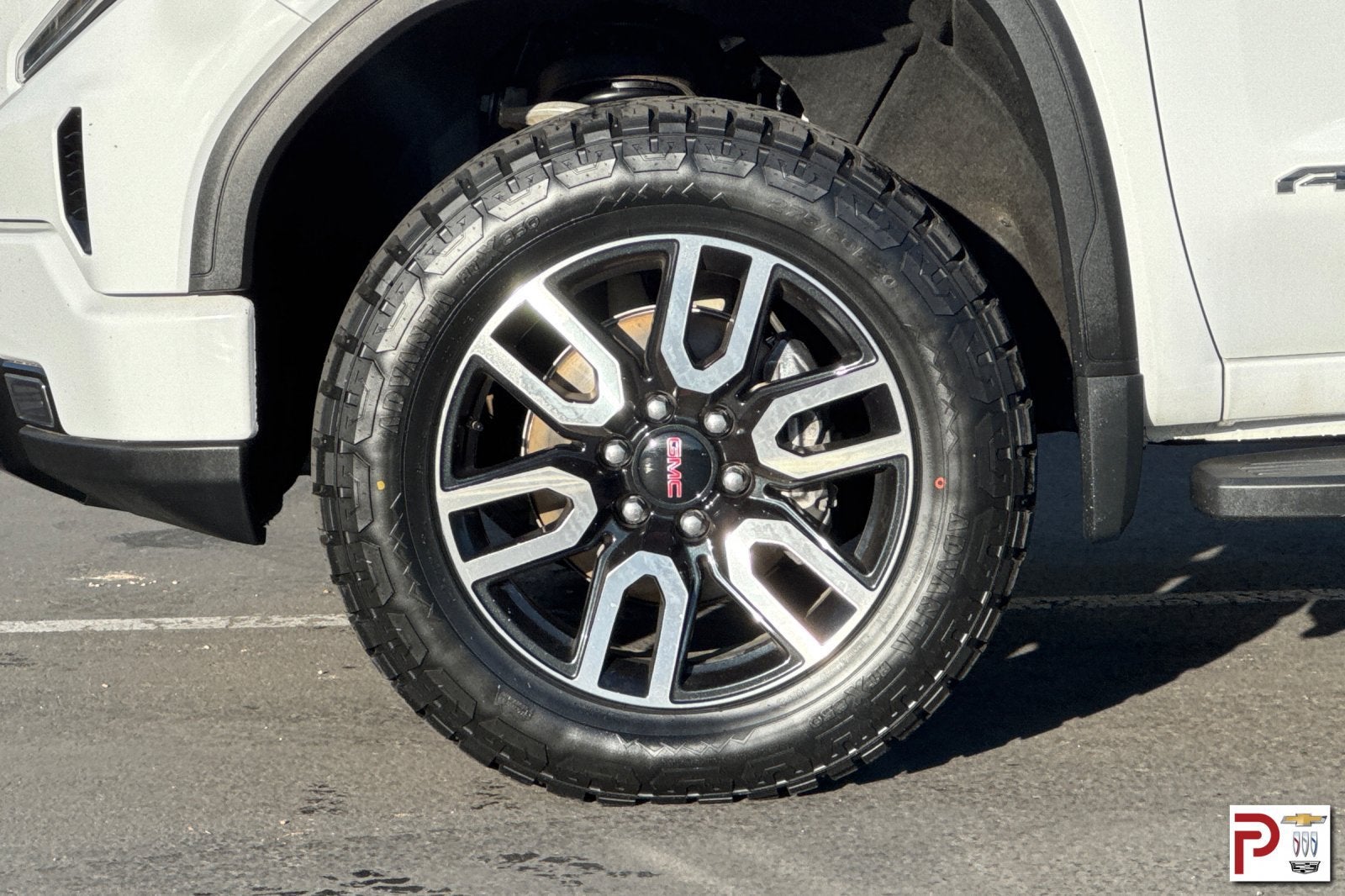 2023 GMC Sierra 1500 AT4