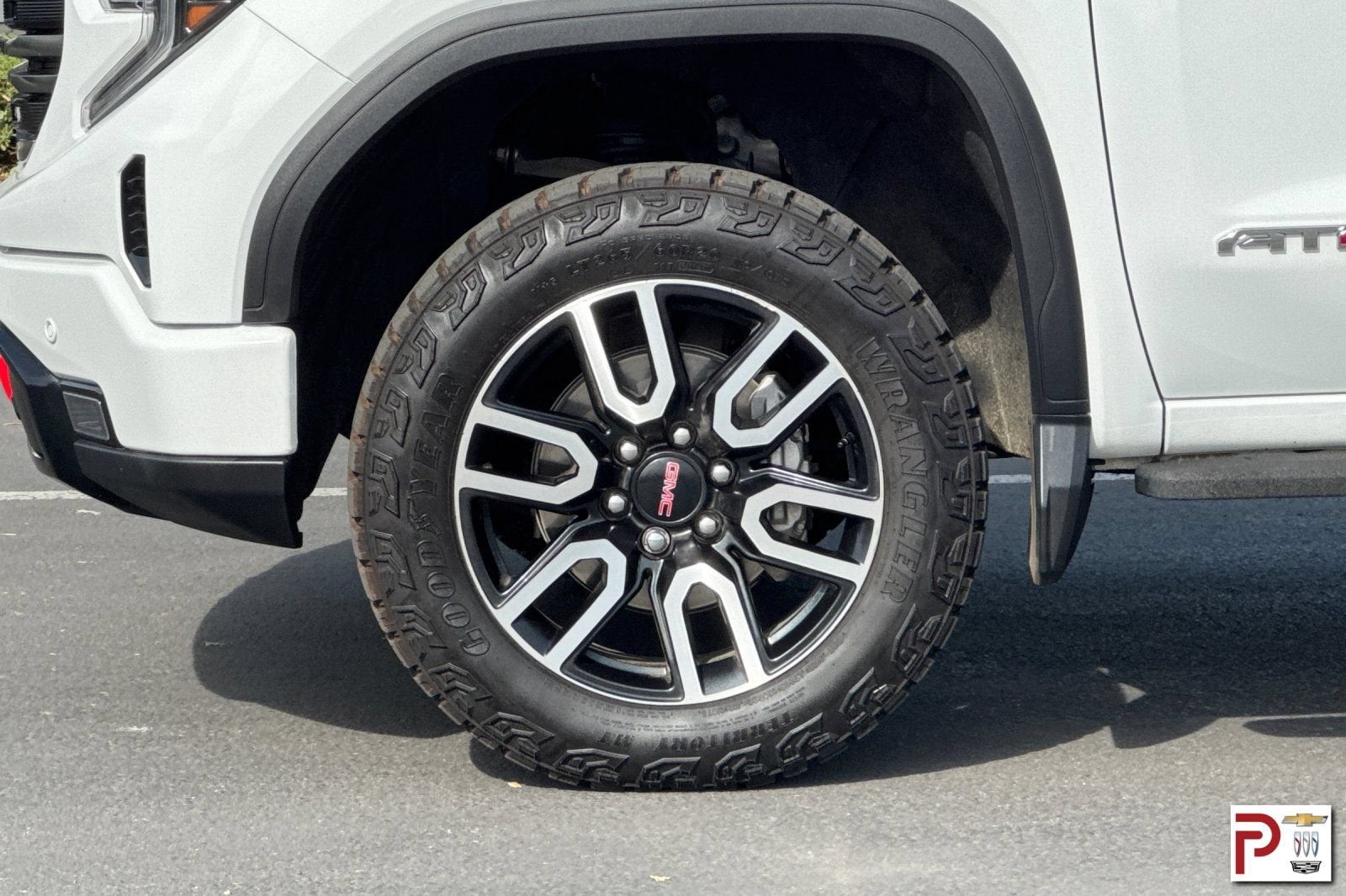 2024 GMC Sierra 1500 AT4