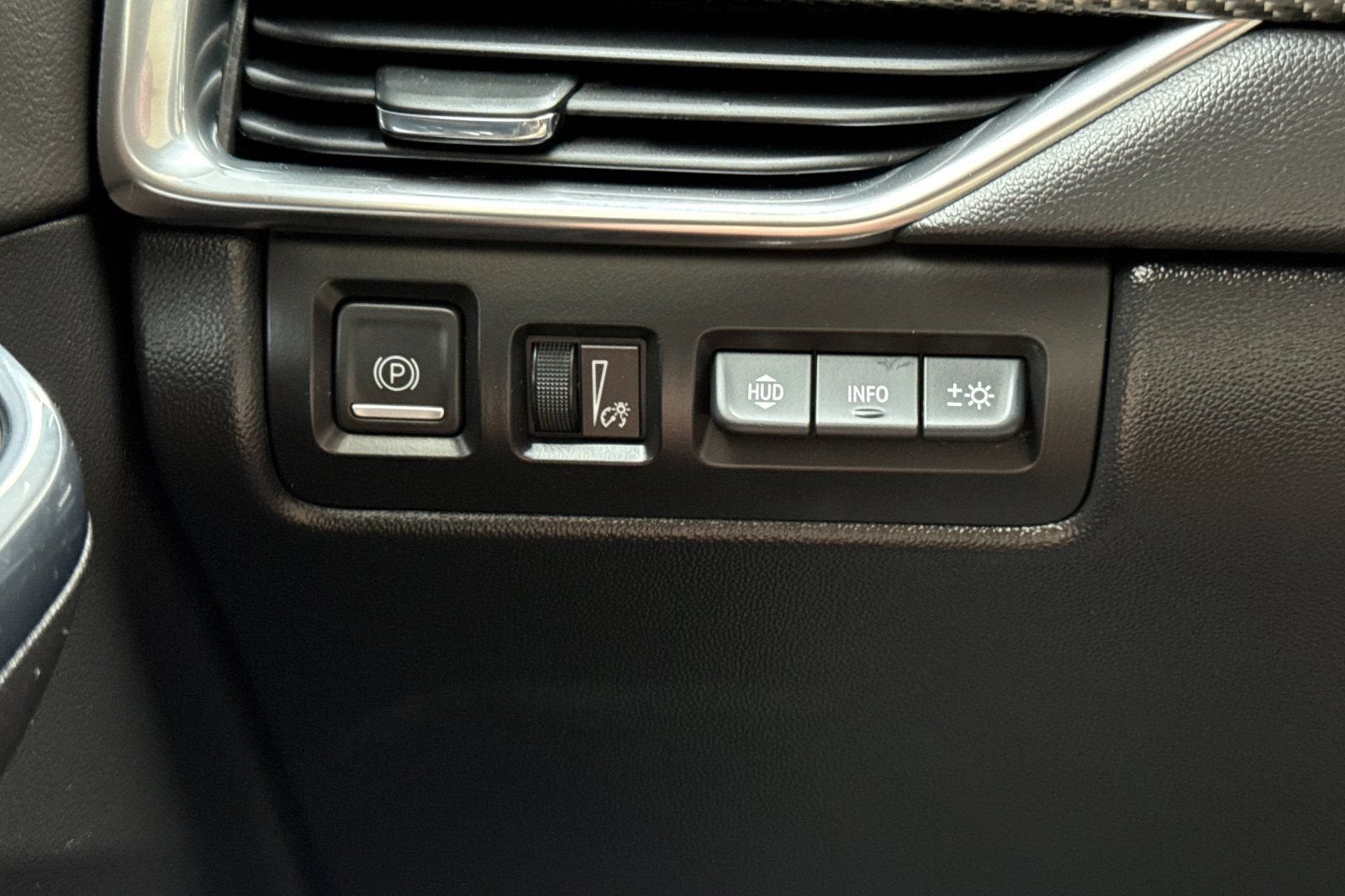 2023 Cadillac XT4 AWD Sport