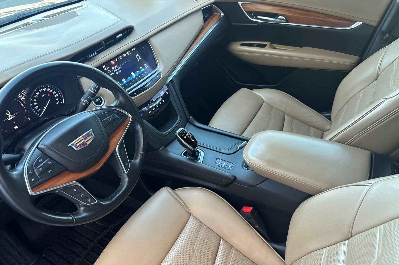 2019 Cadillac XT5 Platinum AWD