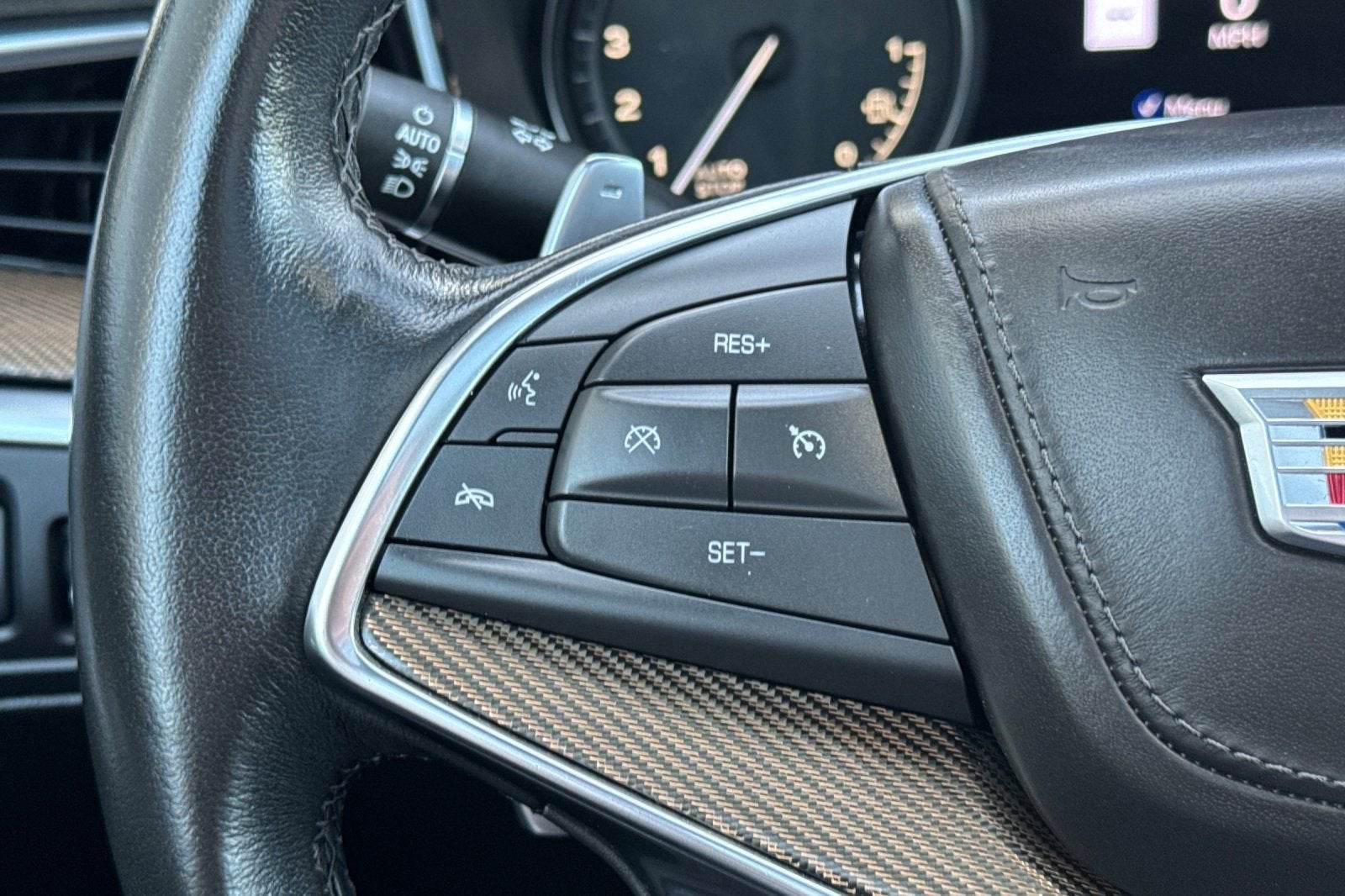2023 Cadillac XT5 Sport