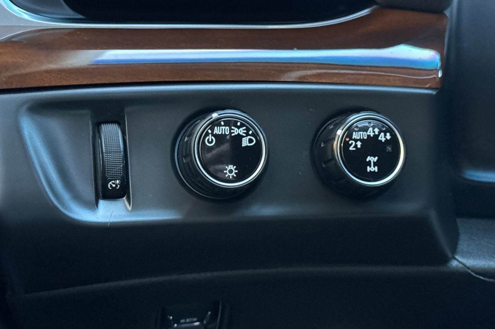 2020 Cadillac Escalade Premium Luxury
