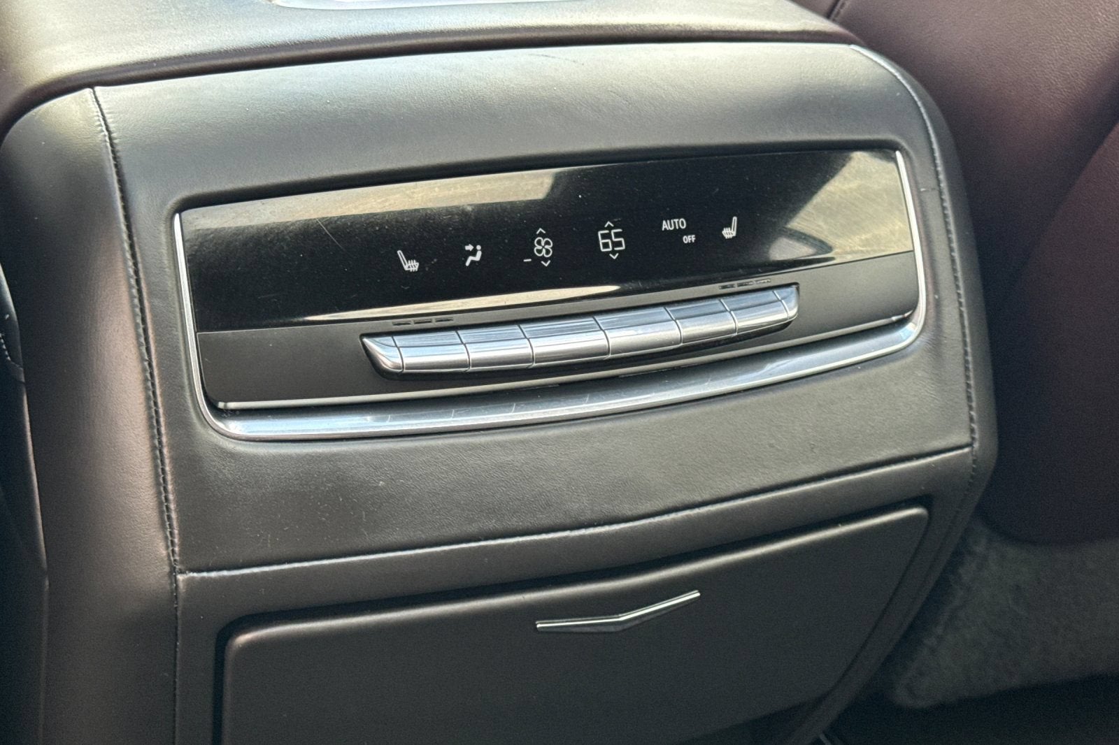 2022 Cadillac Escalade ESV Sport Platinum