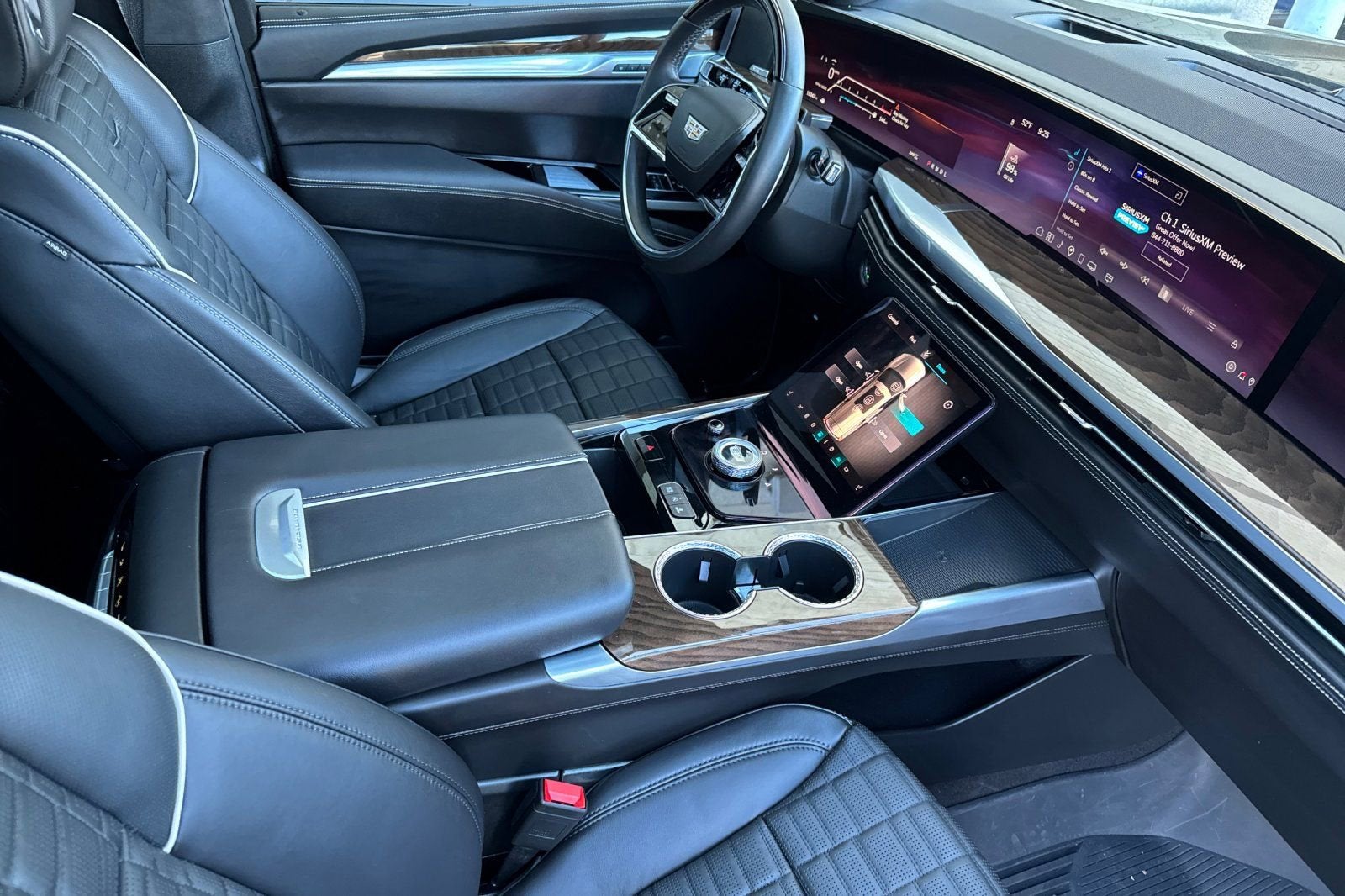 2025 Cadillac Escalade Sport Platinum