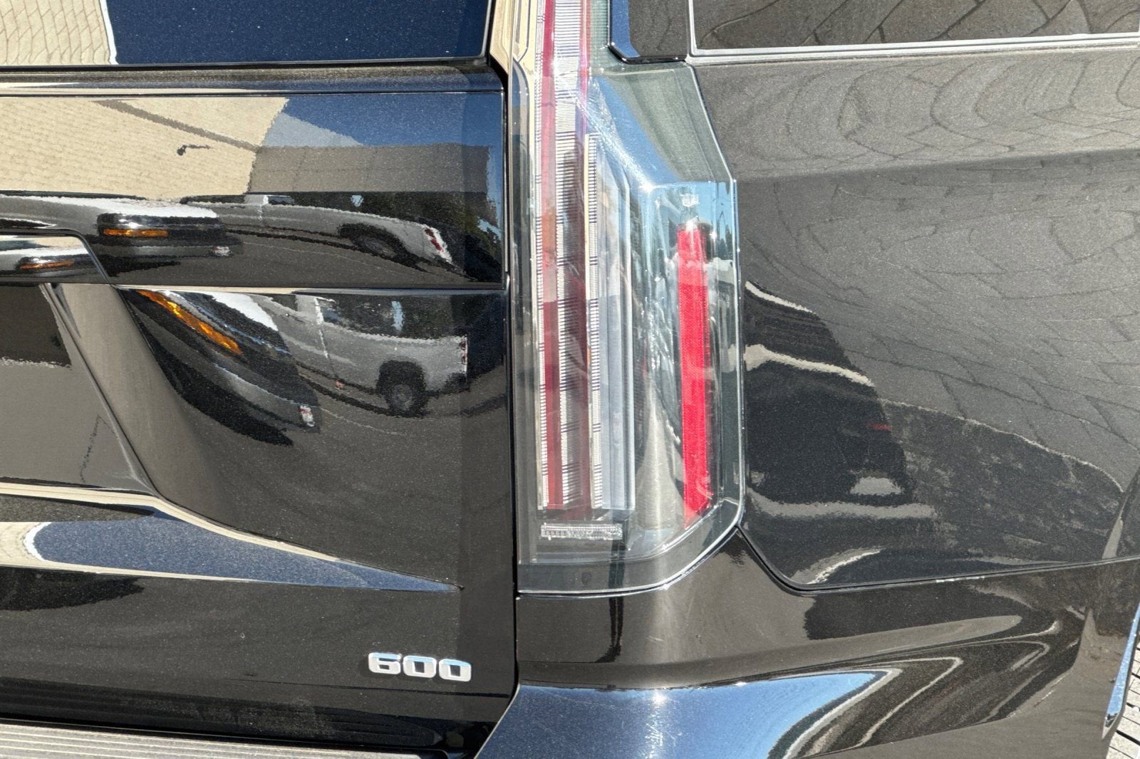 2025 Cadillac Escalade Sport Platinum