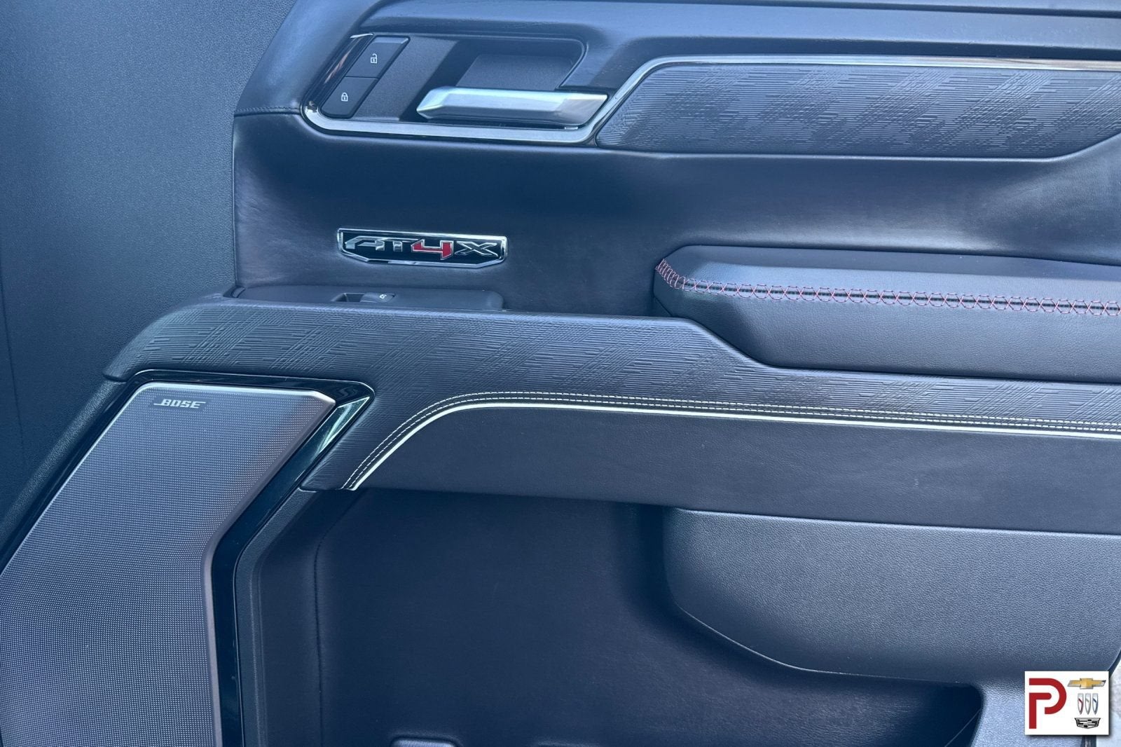 2023 GMC Sierra 1500 AT4X