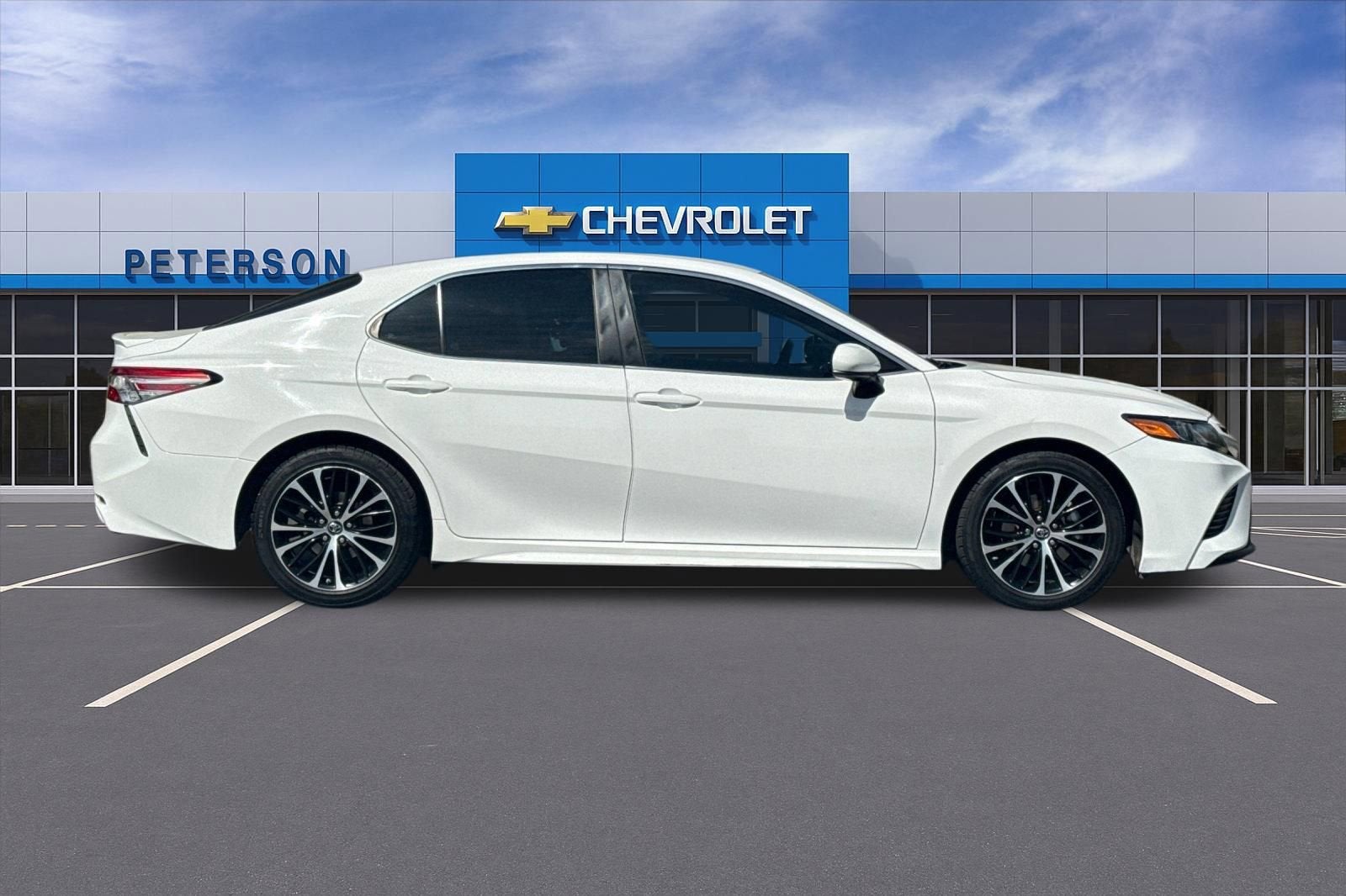 2018 Toyota Camry SE