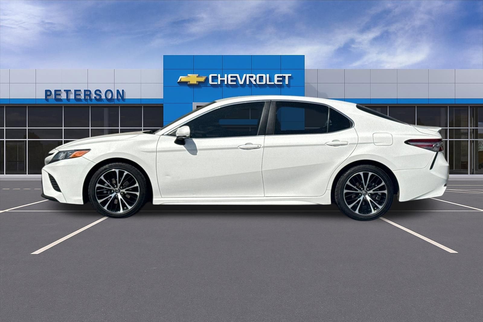 2018 Toyota Camry SE