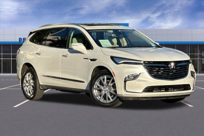 2023 Buick Enclave Essence