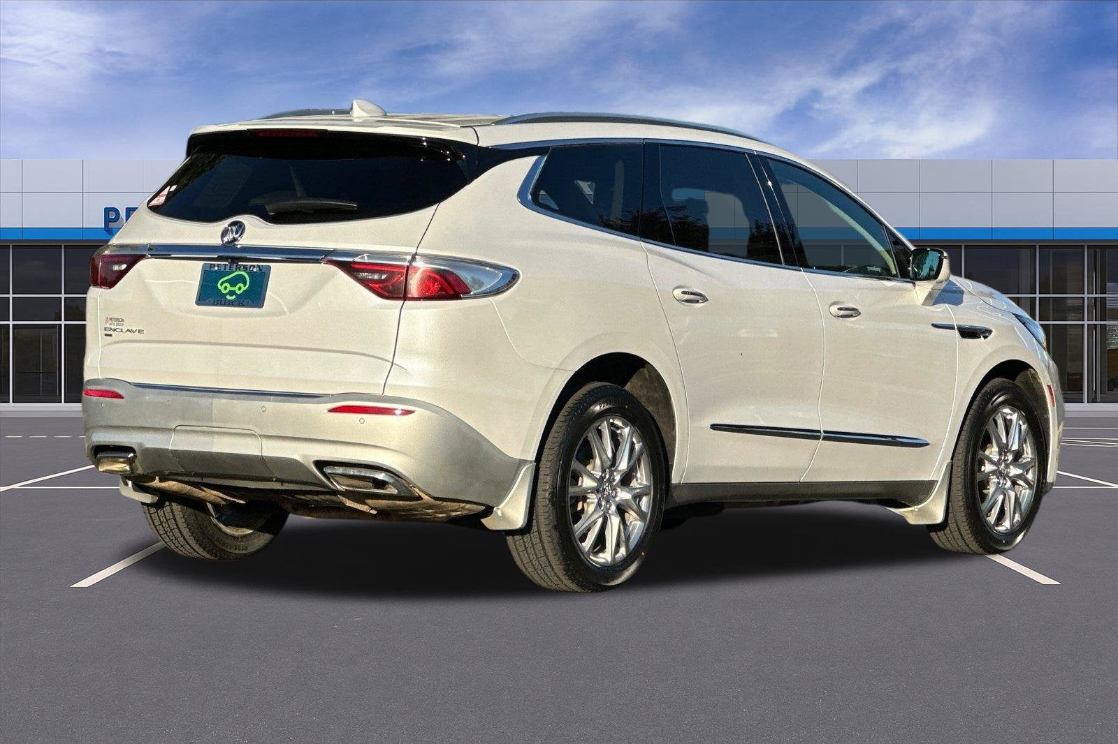 2023 Buick Enclave Essence