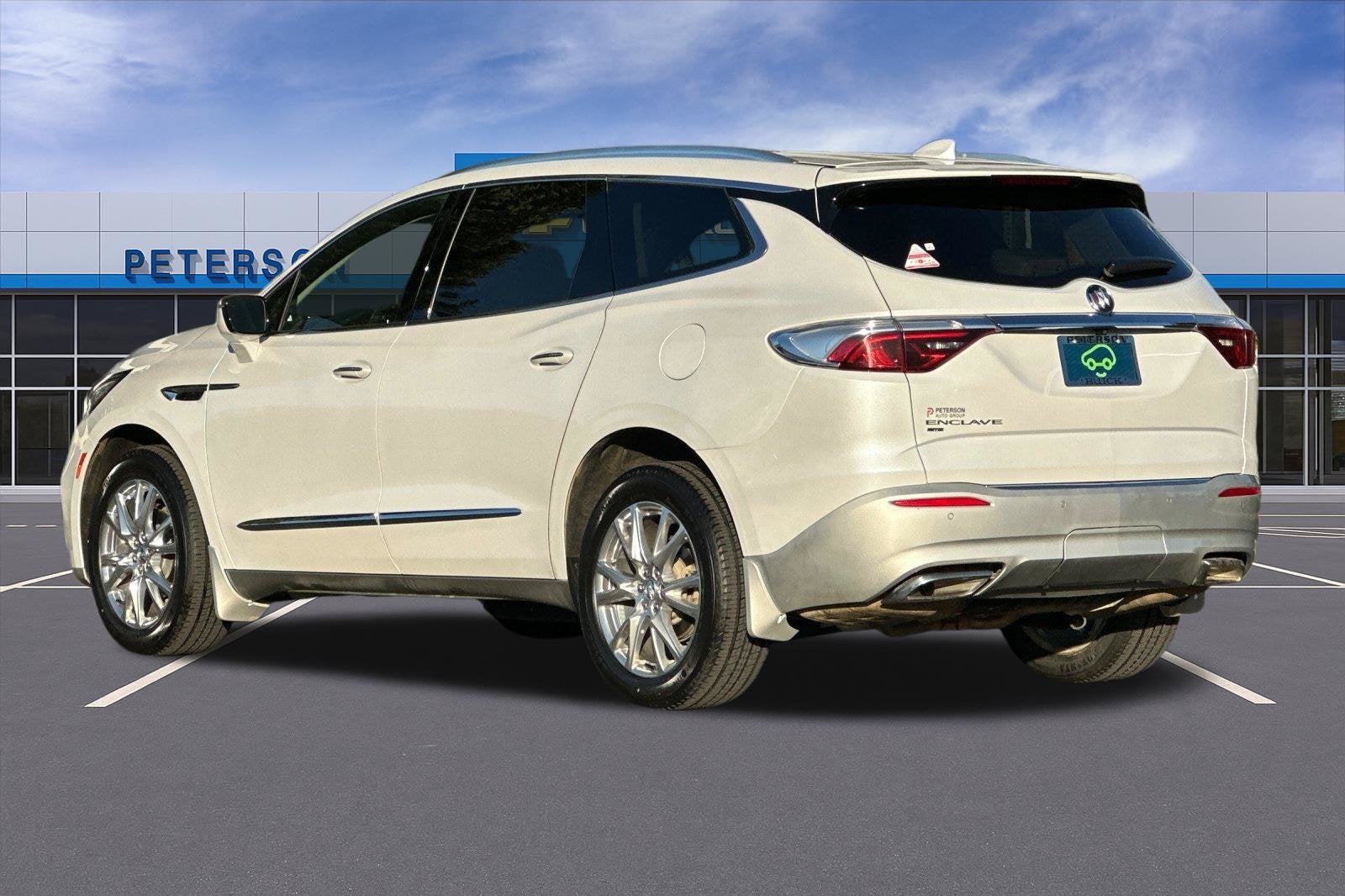 2023 Buick Enclave Essence