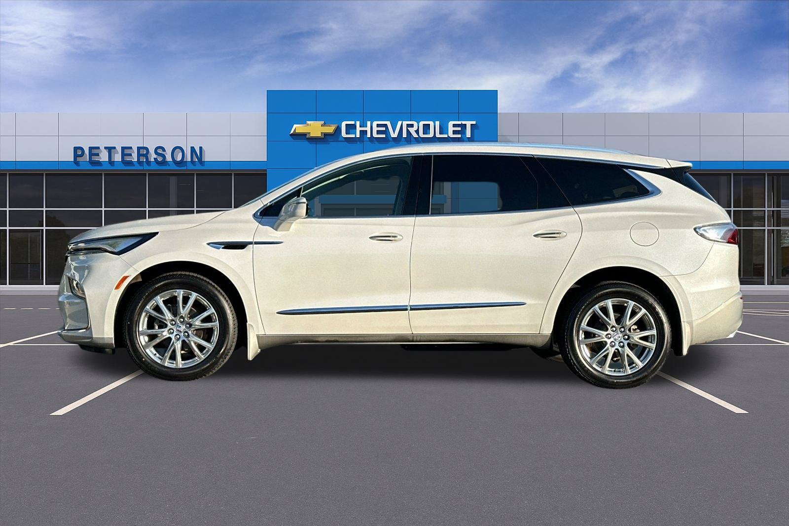 2023 Buick Enclave Essence