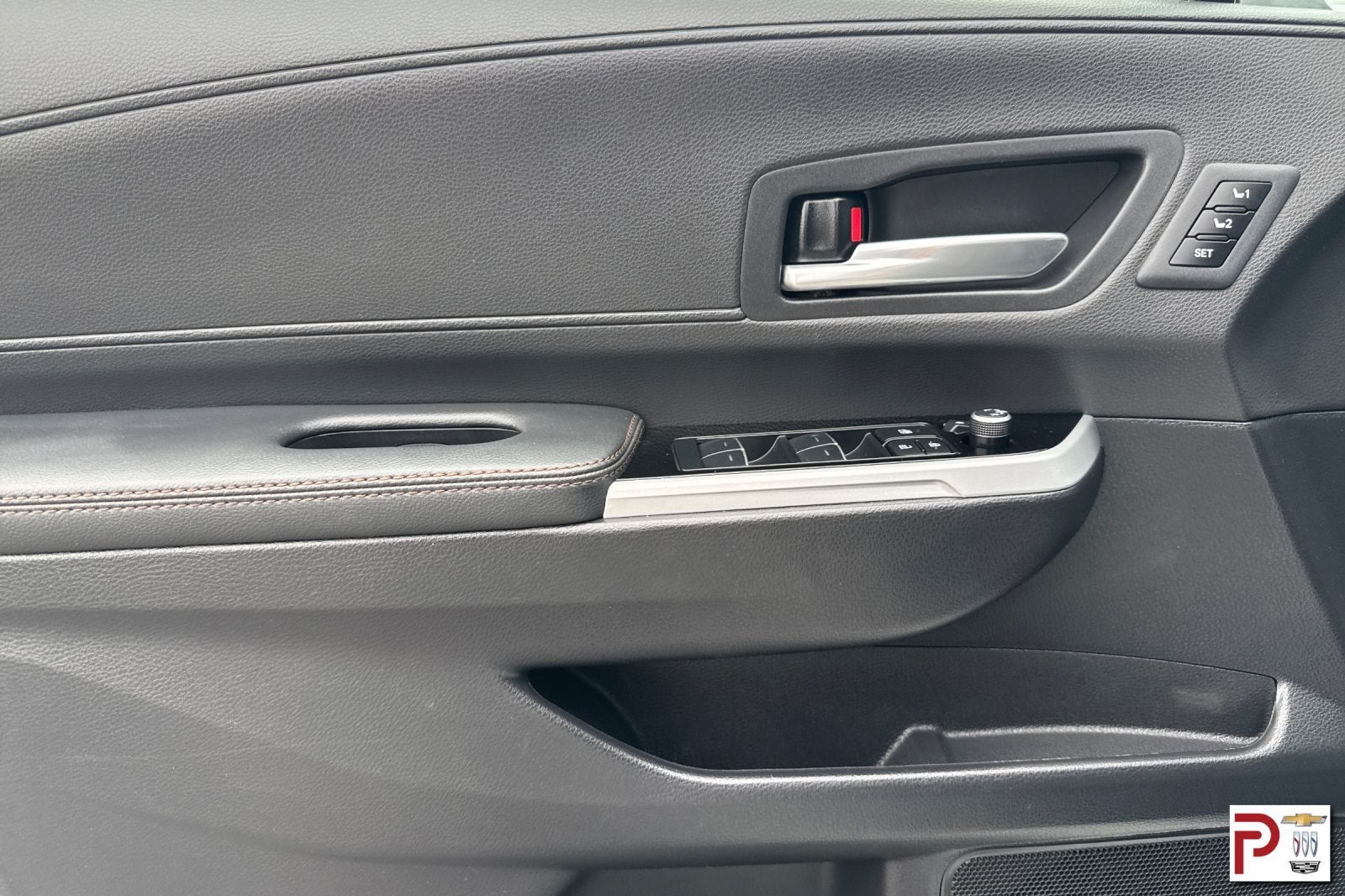 2025 Toyota Sienna Platinum
