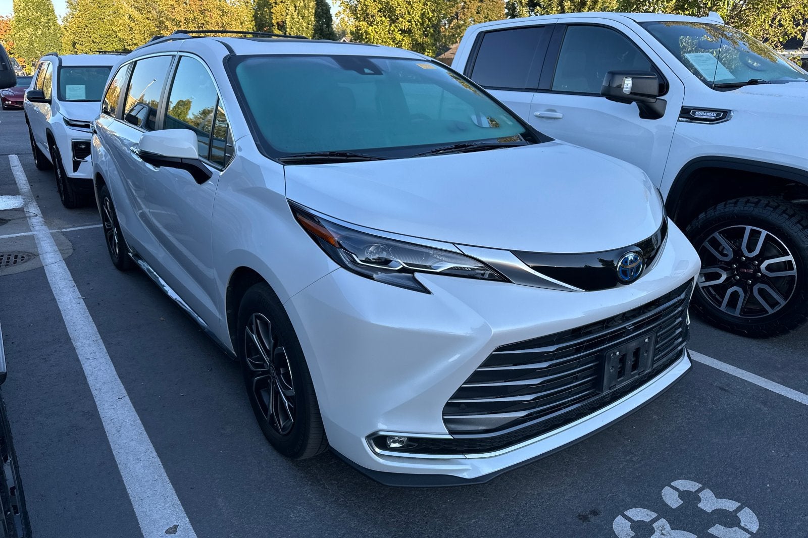 2025 Toyota Sienna Platinum