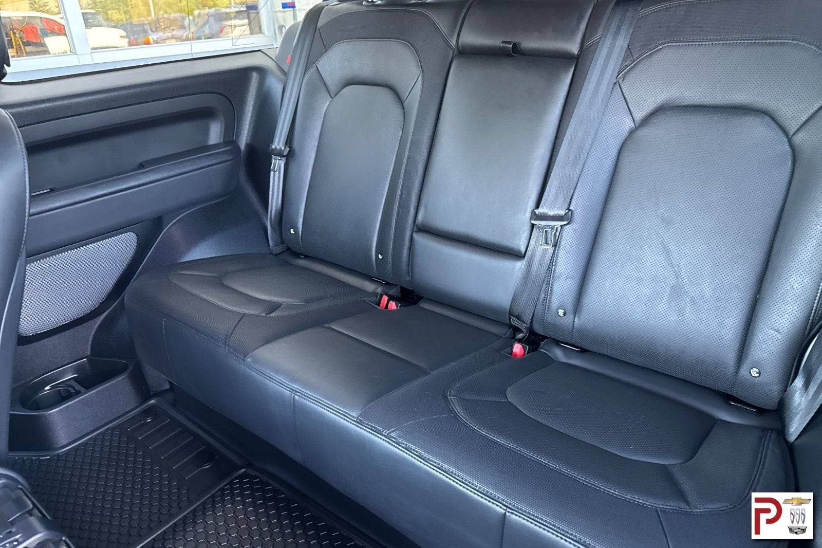 2023 Land Rover Defender 90 X-Dynamic SE