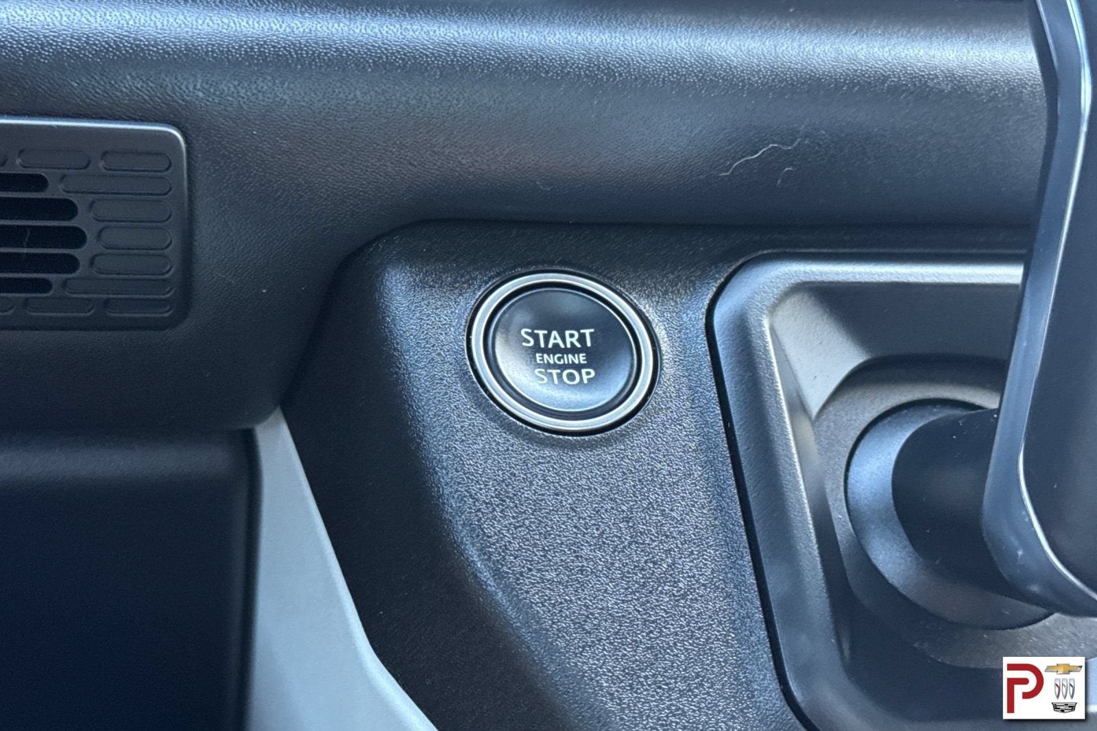 2023 Land Rover Defender 90 X-Dynamic SE
