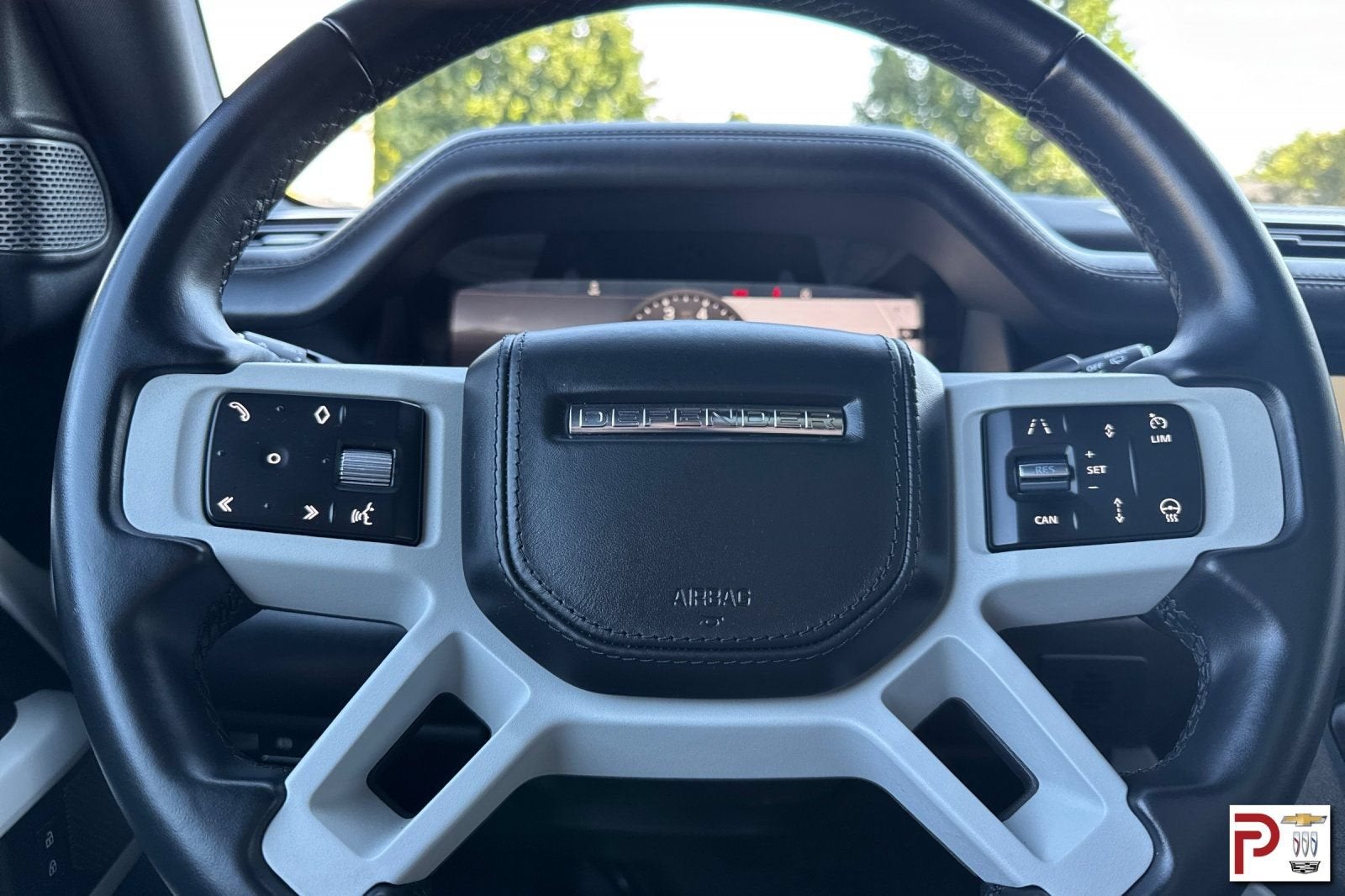 2023 Land Rover Defender 90 X-Dynamic SE
