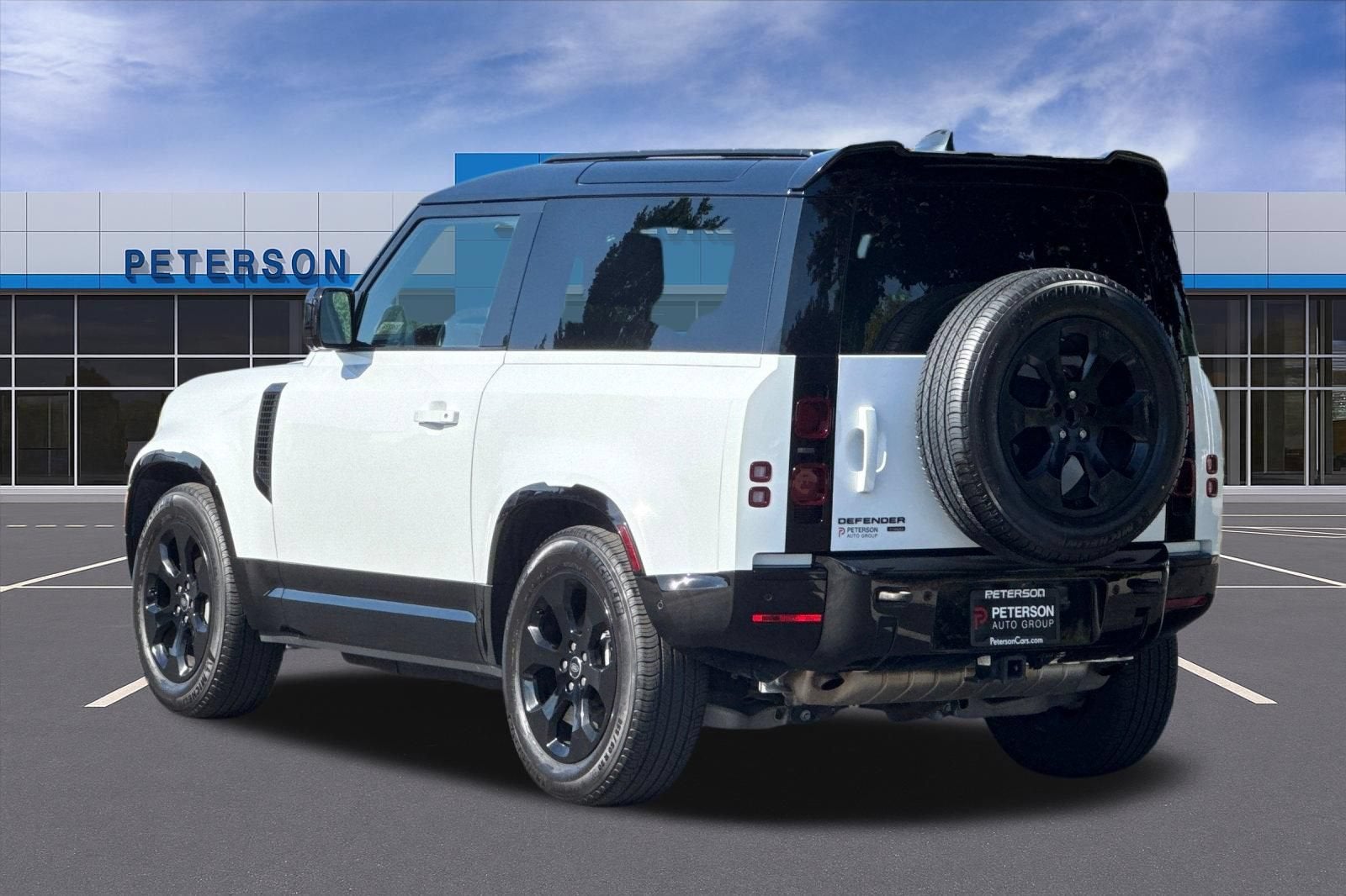 2023 Land Rover Defender 90 X-Dynamic SE