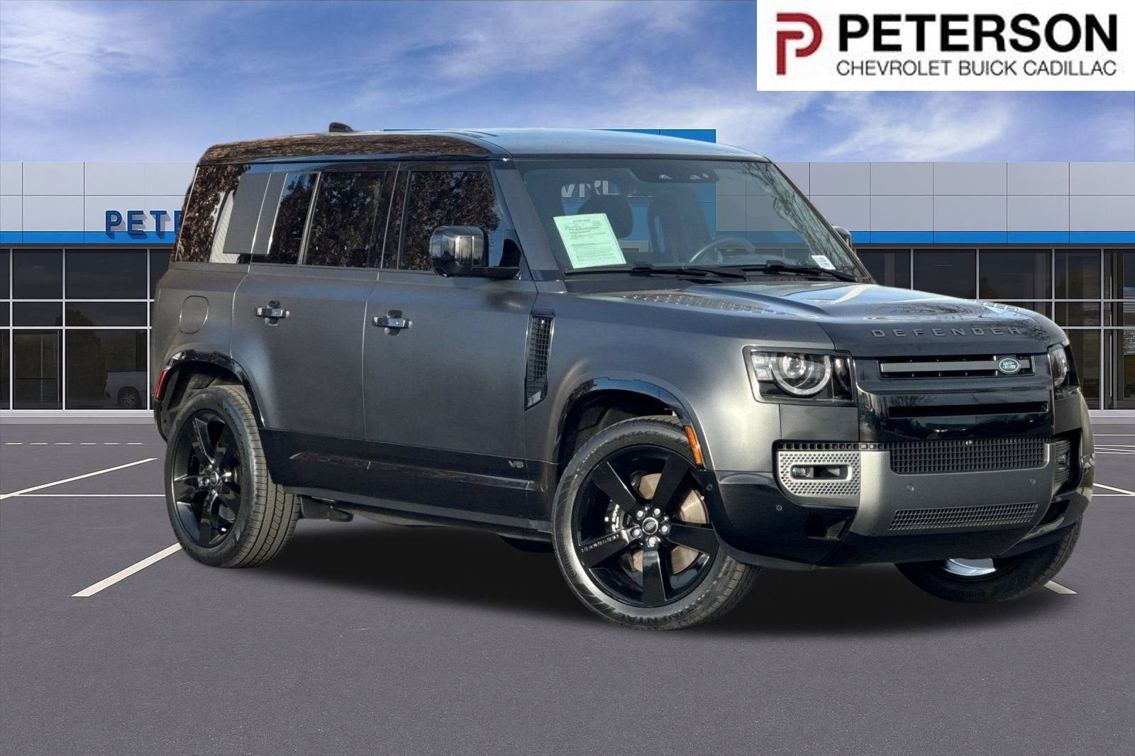 2025 Land Rover Defender 110 P525 V8
