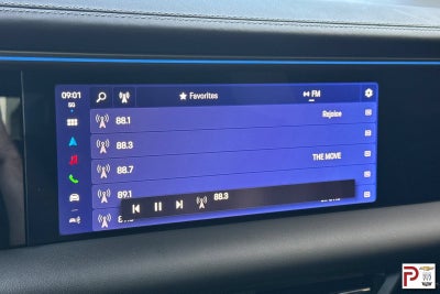 2025 Porsche Macan Electric Turbo