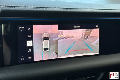 2025 Porsche Macan Electric Turbo