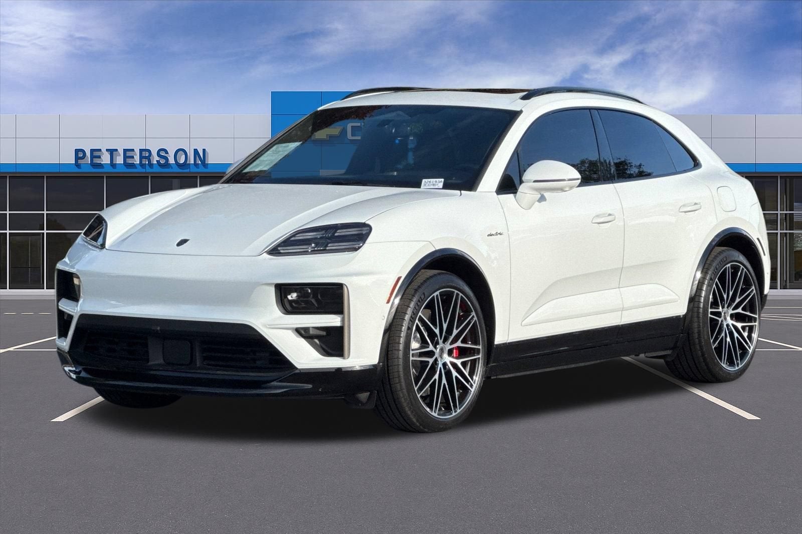 2025 Porsche Macan Electric Turbo